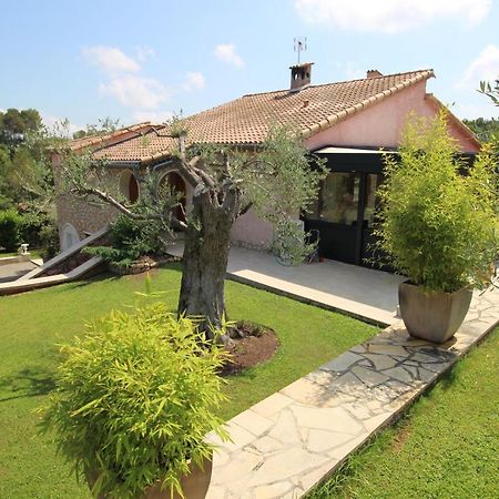Villa Jalna Chambre, Suites Et Appartement Roquefort-les-Pins Buitenkant foto