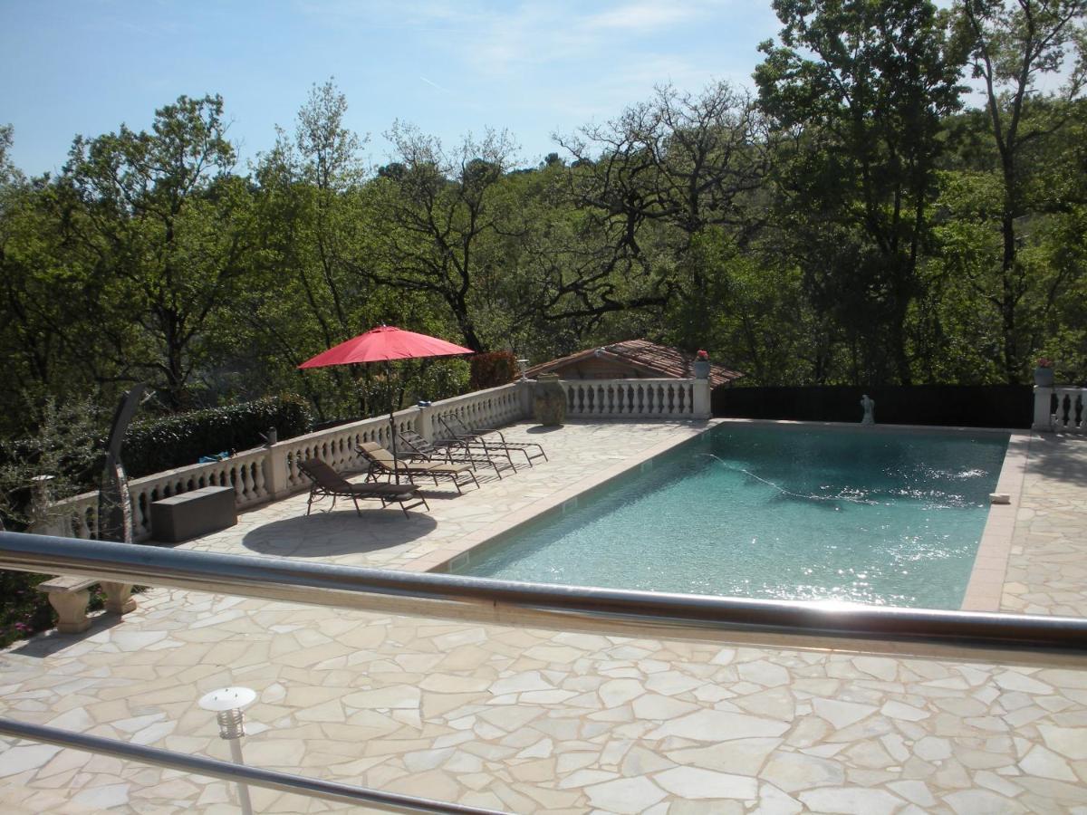 Villa Jalna Chambre, Suites Et Appartement Roquefort-les-Pins Buitenkant foto