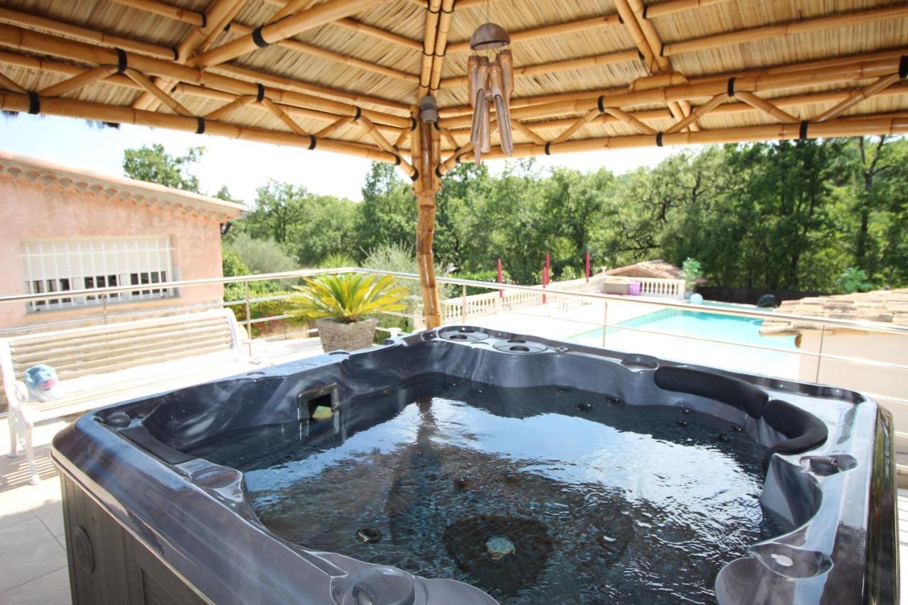 Villa Jalna Chambre, Suites Et Appartement Roquefort-les-Pins Buitenkant foto